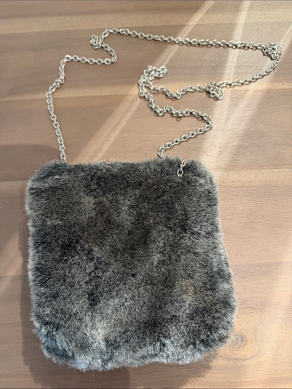 Faux Fur Crossbody Bag - Gray with Silver Chain